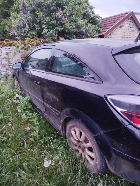 Opel astra GTC 1.9 CDTI - 120 Sport