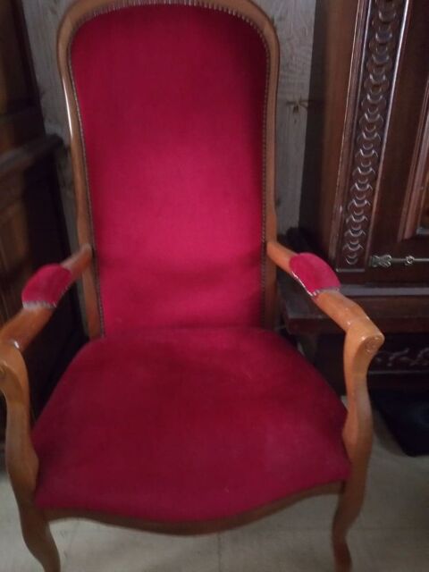 FAUTEUIL VOLTAIRE...TRES BON ETAT SUITE HERITAGE. 50 Versigny (02)