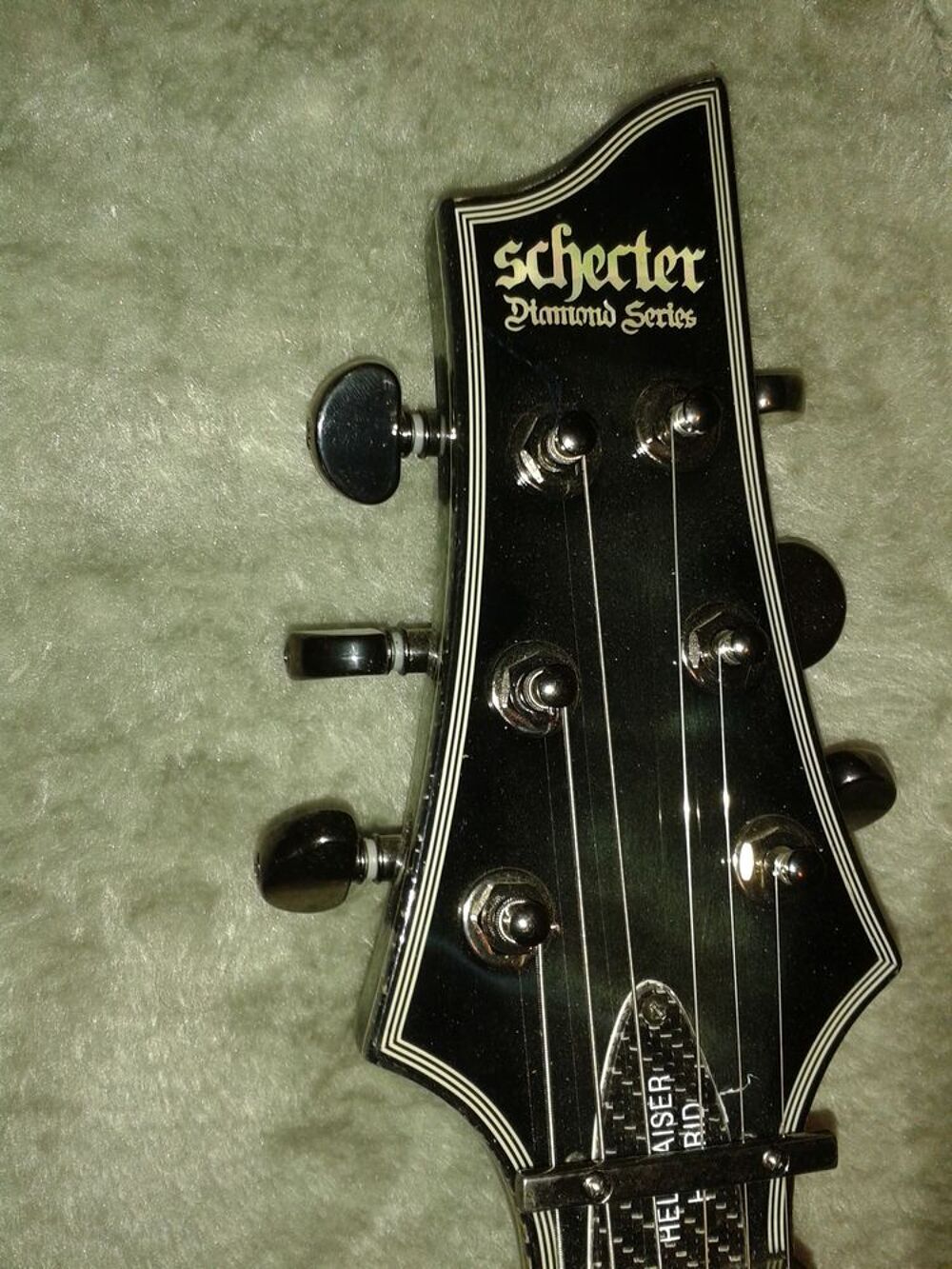 GUITARE SCHECTER Instruments de musique