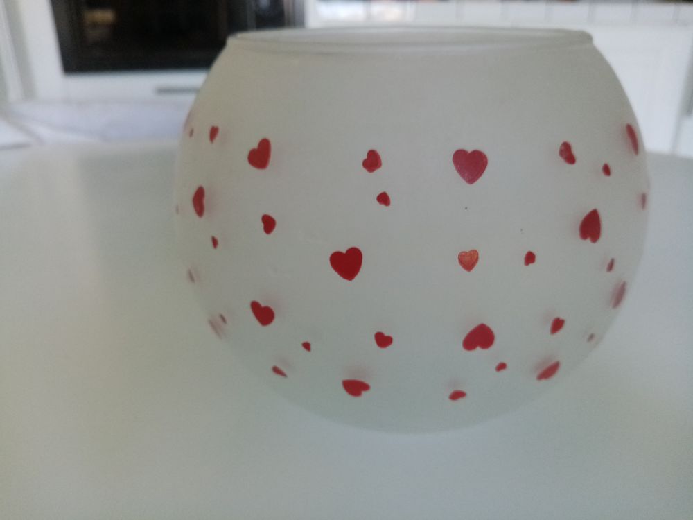 POT VASE AVEC PETITS COEURS VINTAGE Décoration
