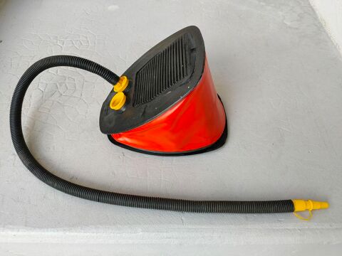 Pompe/Gonfleur � pied, grande capacit� 5L, bateau gonflable 5 Foncine-le-Haut (39)
