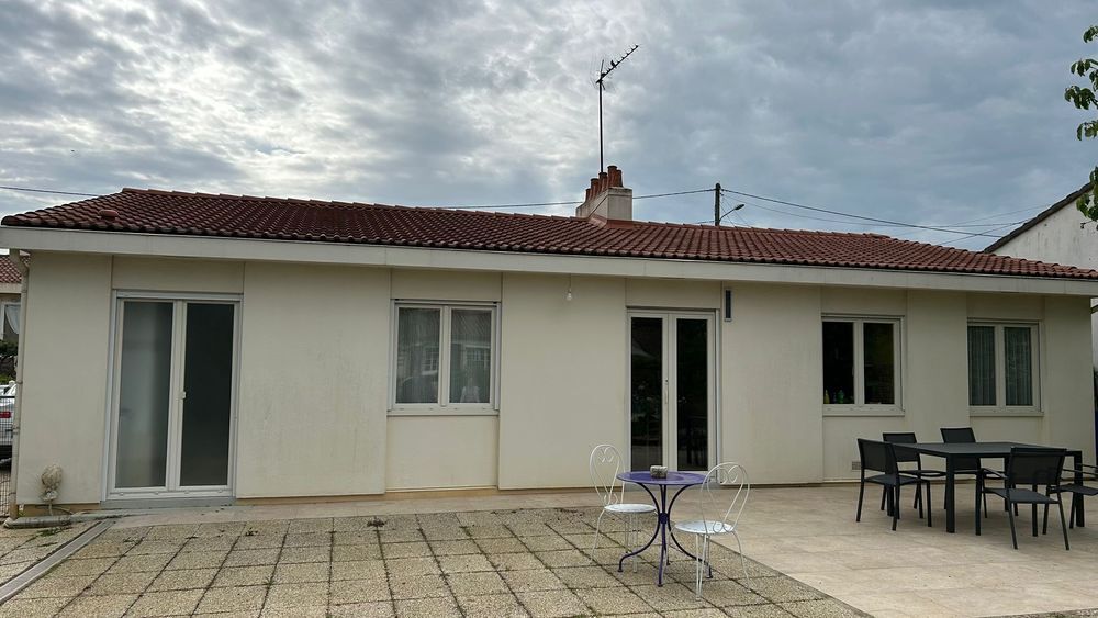 Vente Maison maison de plein pied lumineux avec 2 garages Cholet