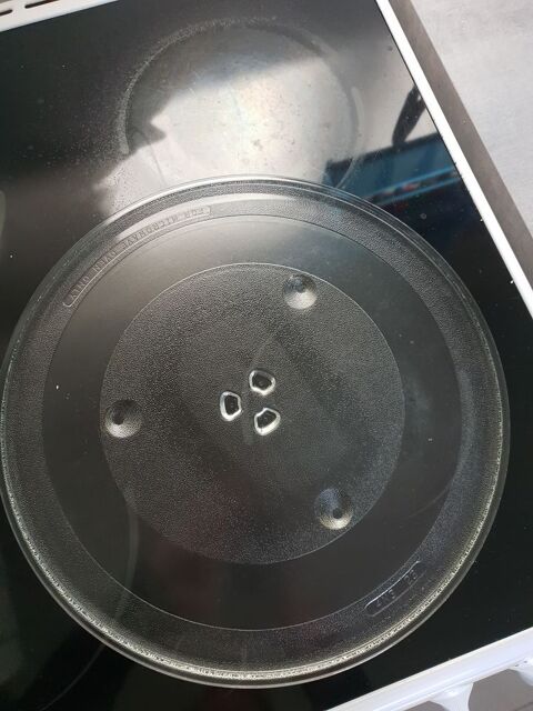 Plaque tournante en verre pour micro-onde 15 B�ziers (34)