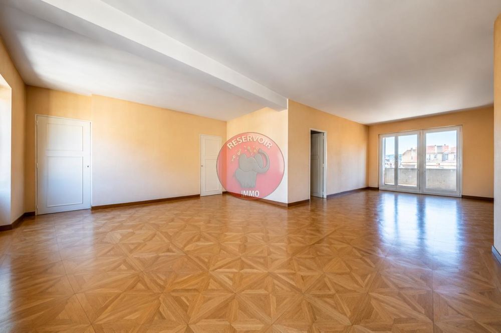 vente Appartement - 5 pièce(s) - 139 m² Dijon (21000)