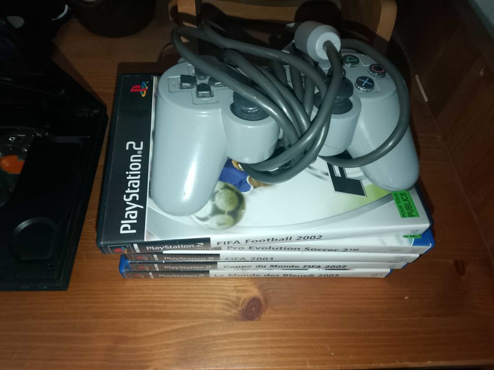 ps2 slim Consoles et jeux vidéos