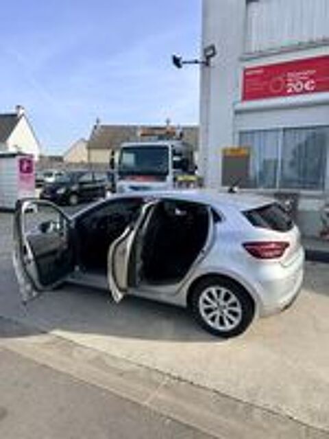 Clio V Clio TCe 130 EDC FAP Intens 2019 occasion 50640 Le Teilleul
