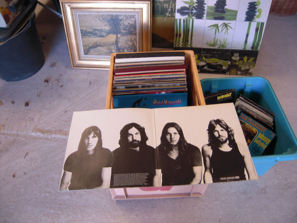 DES 33 T &amp; 45 T ORIGINAUX . CD et vinyles