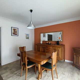  Appartement à louer 3 pièces 64 m²