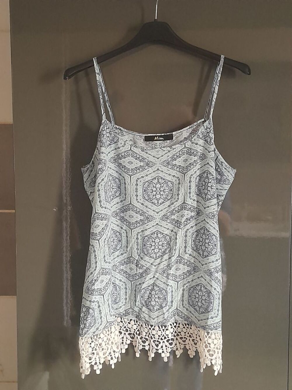 V&ecirc;tements femme Vêtements