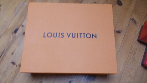 Grande boite Louis Vuitton 15 Thiais (94)