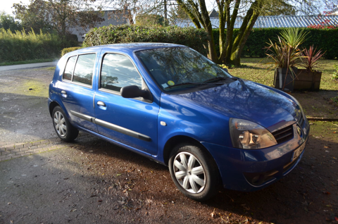 Renault clio ii Clio 1.2 16v 75 Campus Authentique