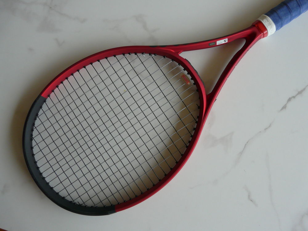 Raquette NEUVE de Comp&eacute;tition WILSON CLASH PRO V2 16/20c T3 Sports