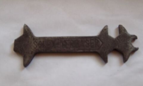 Ancien outil, ancienne clé pour SOLEX 1 Colombier-Fontaine (25)
