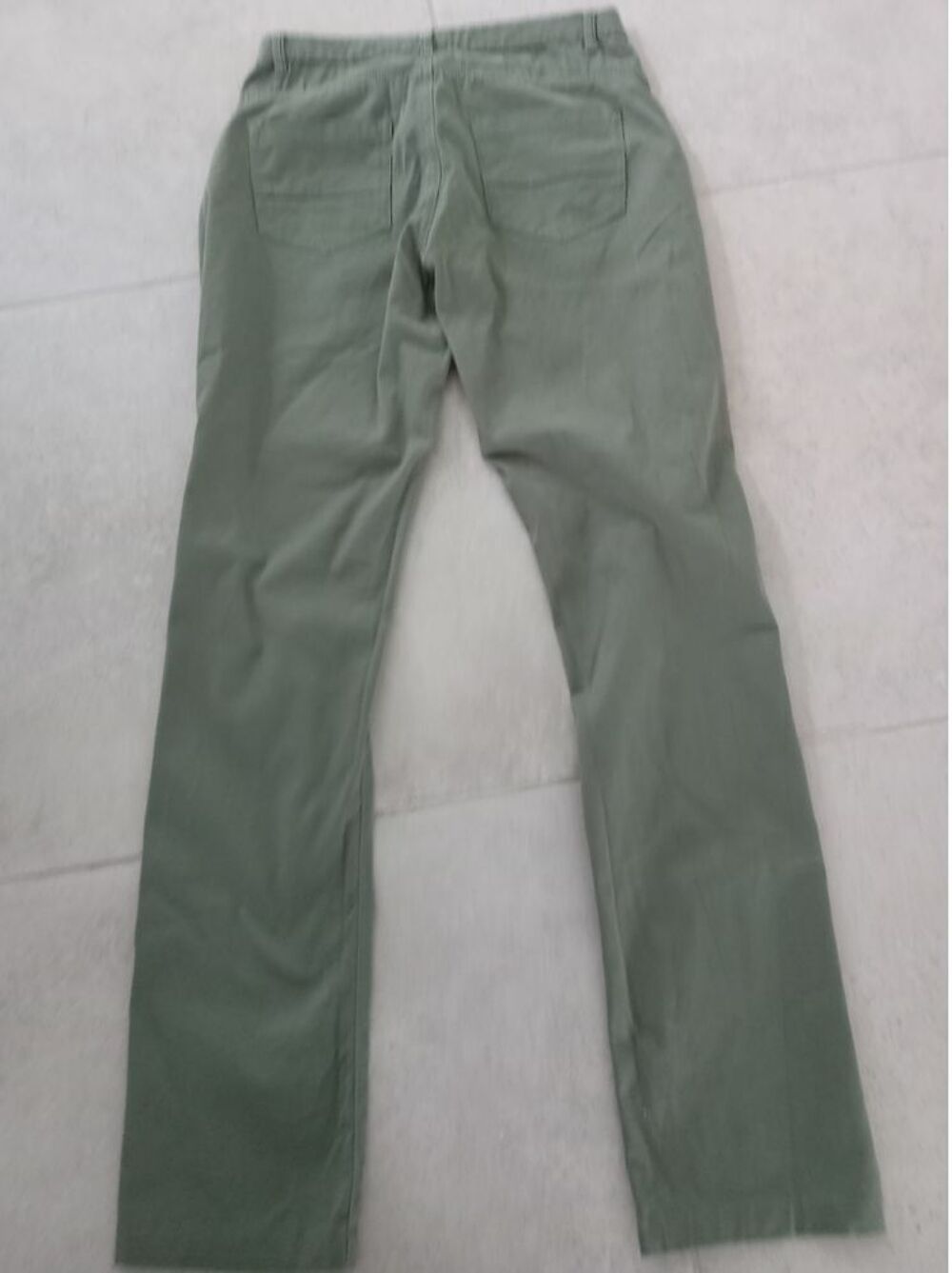 5 Pantalons Femme Taille 38/M Vtements