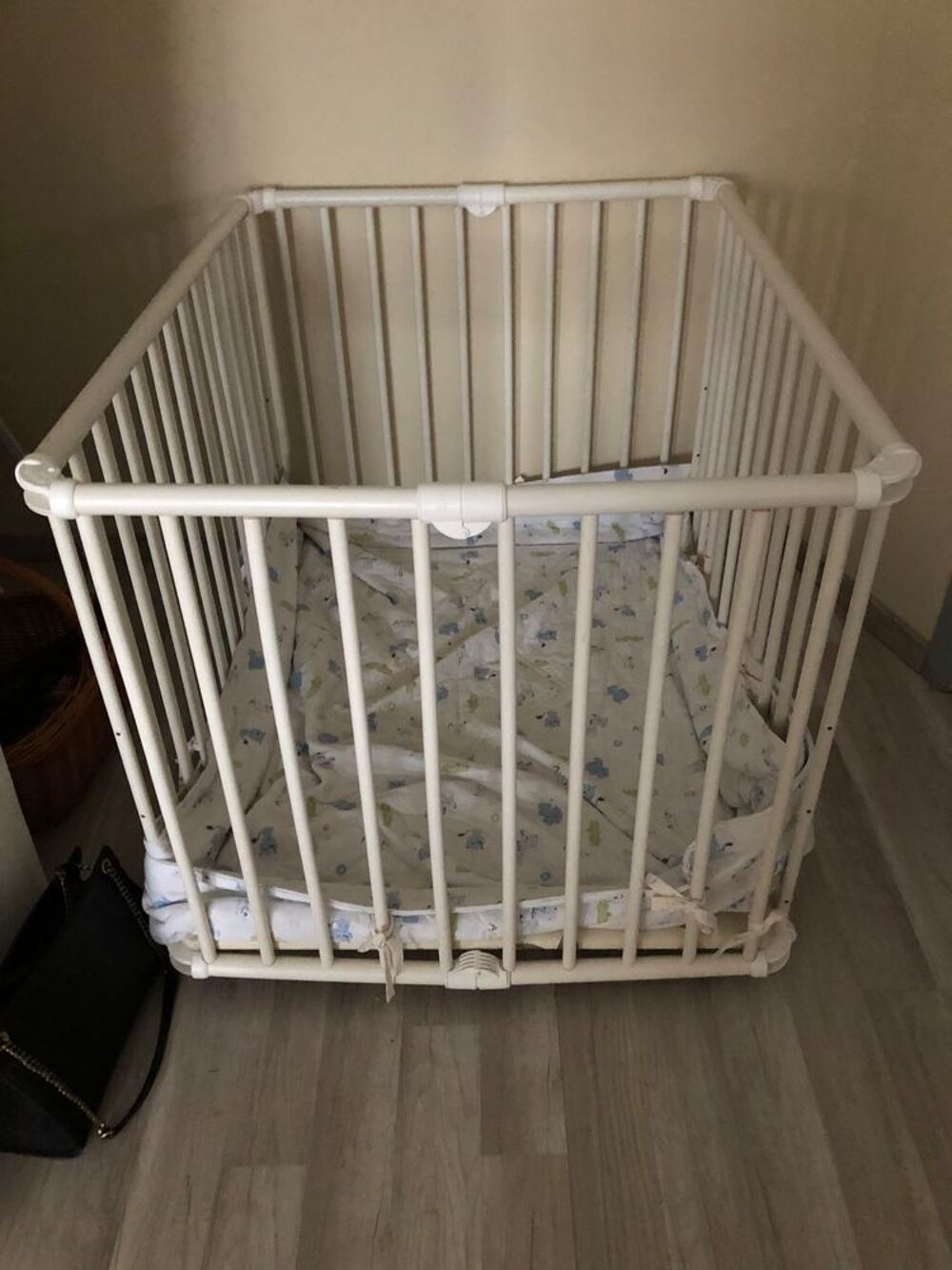 Parc b&eacute;b&eacute; guetter Mobilier enfants