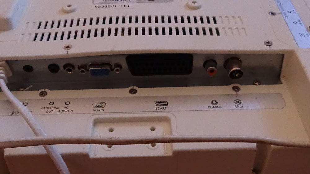 TELEVISION ECRAN PLAT Photos/Video/TV