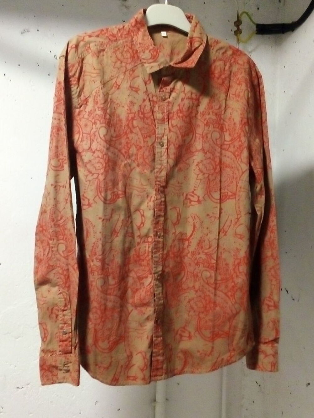 Chemise homme &agrave; manches longues &agrave; motifs Vêtements
