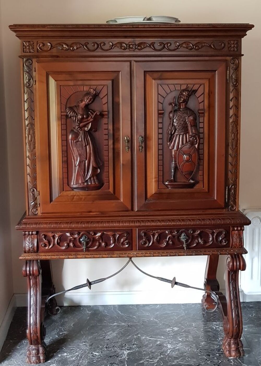 Argentier renaissance espagnole Meubles