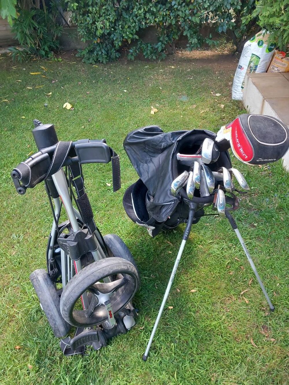 &eacute;quipements golf tr&egrave;s bon &eacute;tat Sports