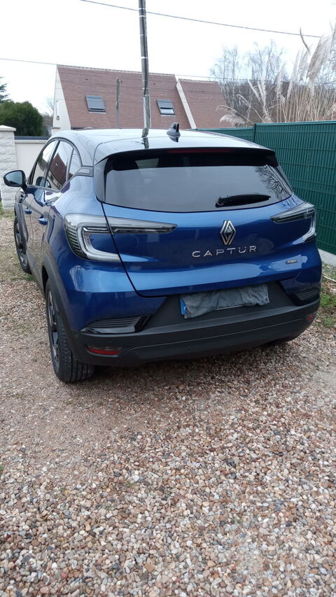 Renault Captur E-Tech full hybrid 145 Techno 2024 occasion Chécy 45430