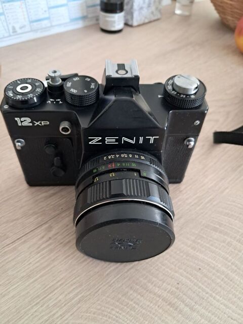 Appareil photo  reflex Z�nit  50 Suc�-sur-Erdre (44)