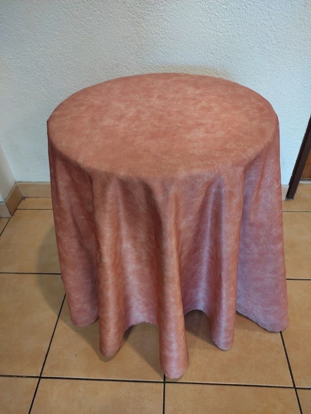 L. B. C. (51) - Gu&eacute;ridon Meubles