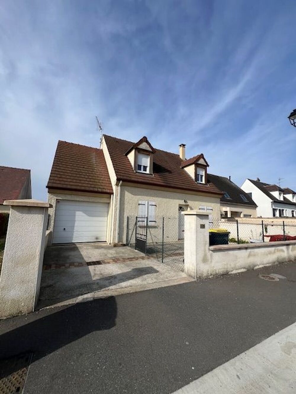 Location Maison MAISON LA GRA DE PAROISSE La grande-paroisse
