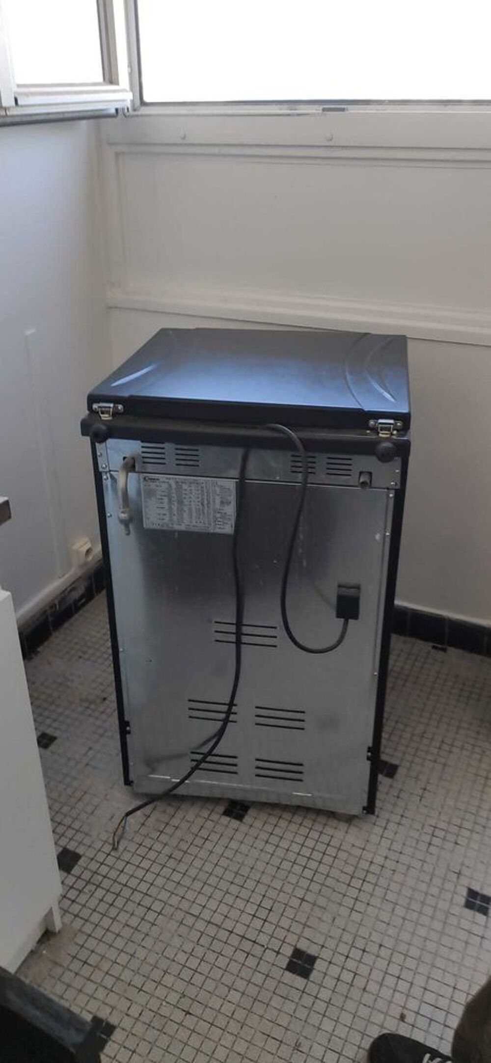 cuisini&egrave;re &agrave; bah gaz four electrique Electroménager