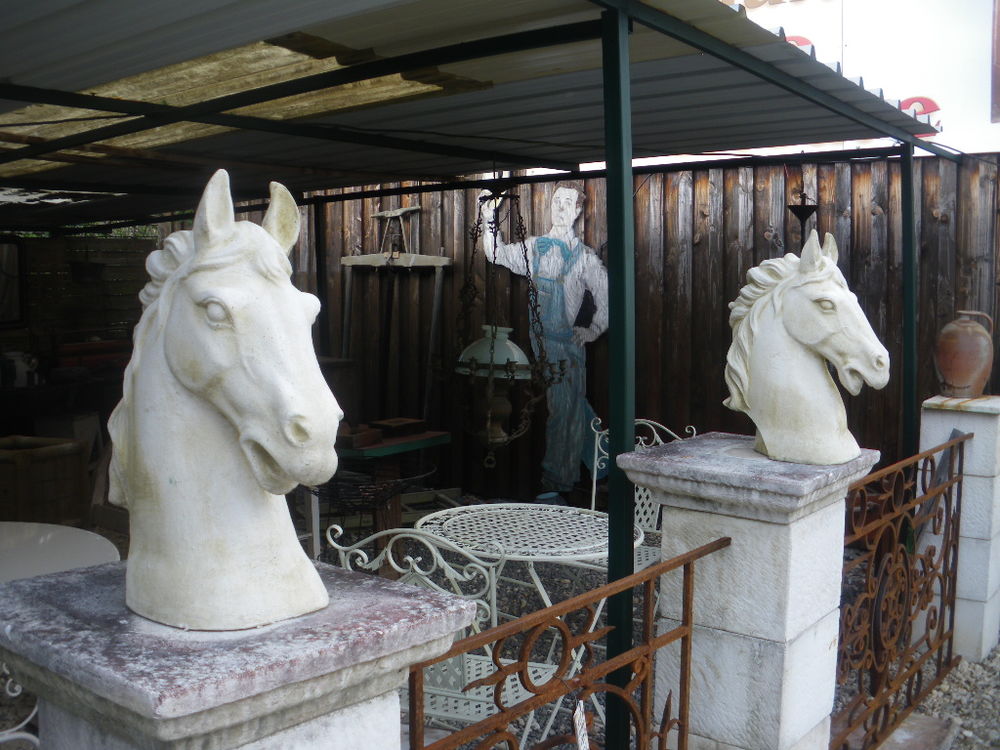 Statue,buste de cheval en pierre Décoration