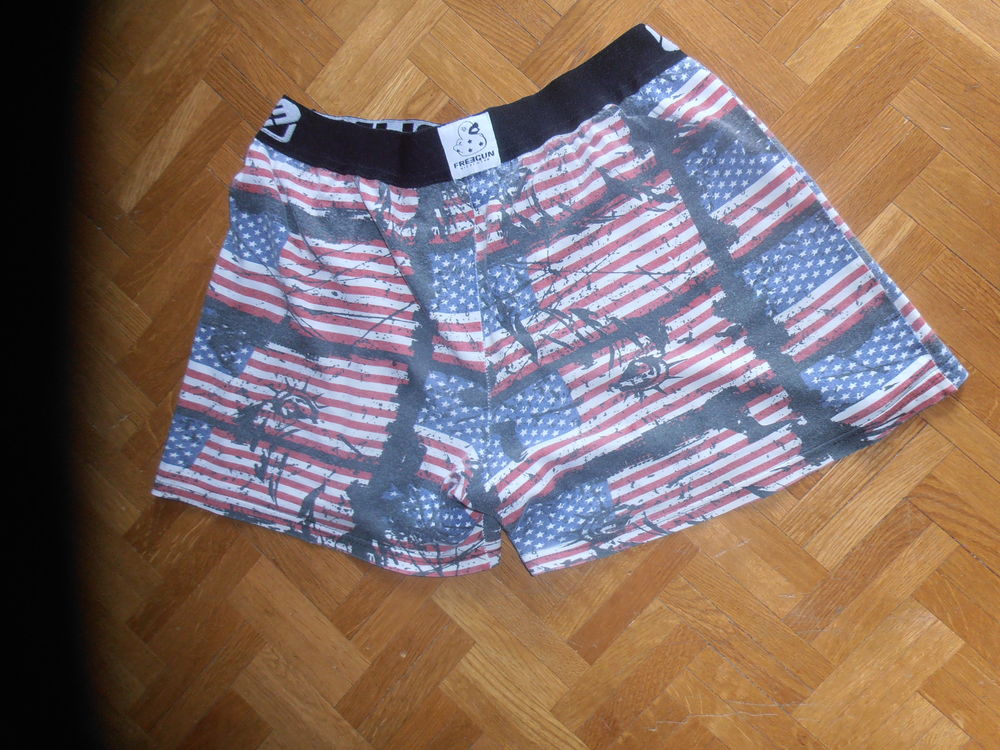 Short Freegun (51) Vêtements