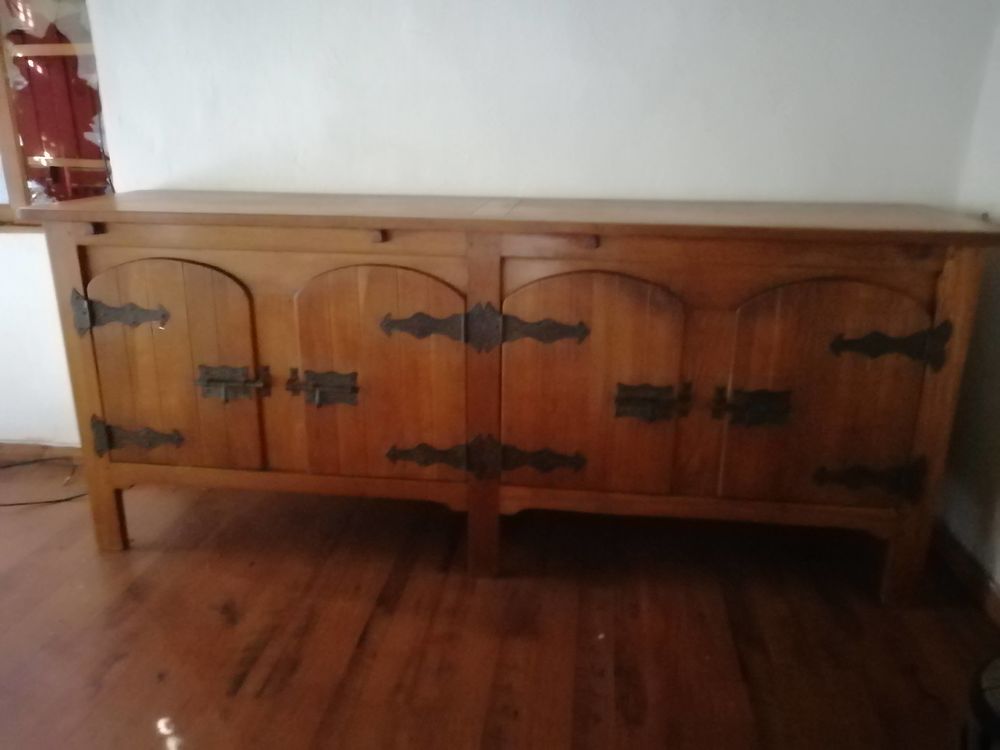buffet ch&ecirc;ne massif Meubles