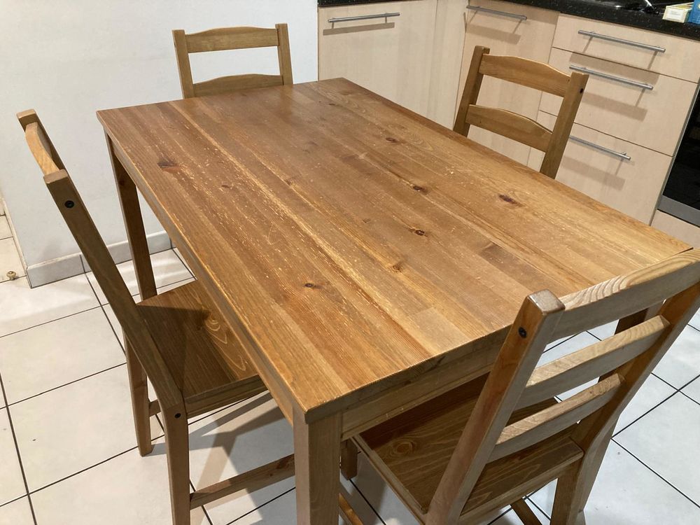 Table et chaises Meubles