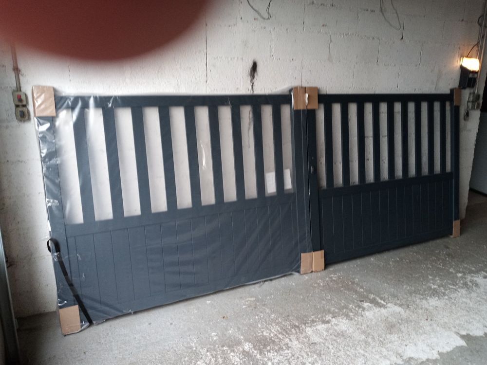 PORTAIL EXTERIEUR MOTORISE Bricolage