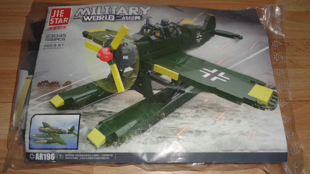 JIE STAR 23045 S&eacute;rie D'avions AR196 Fighter Jeux / jouets