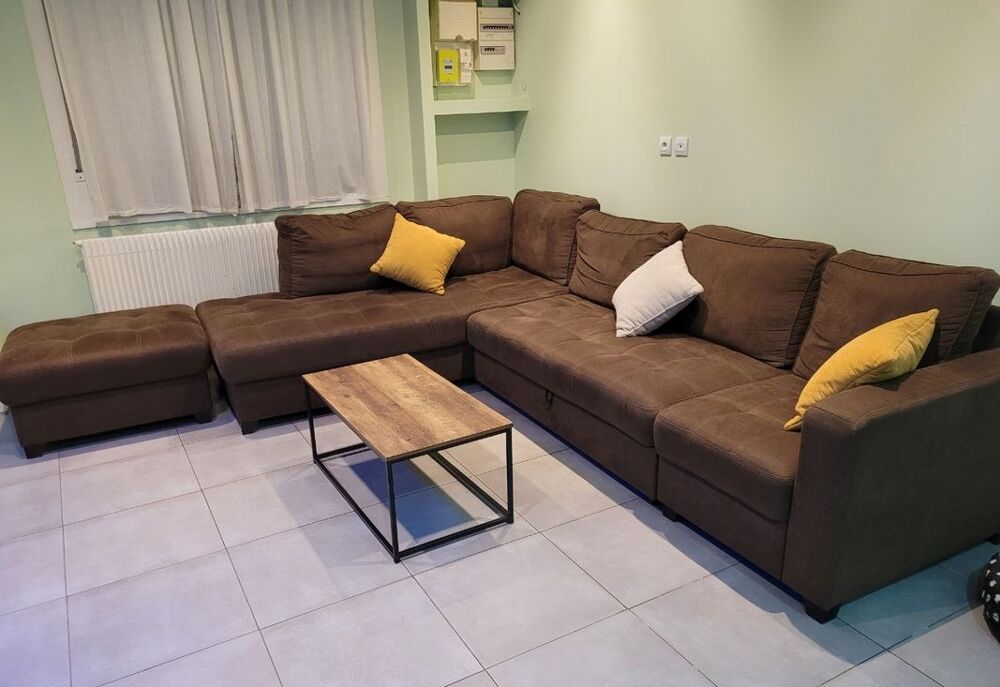 canap&eacute; 6/8 places + pouf Meubles