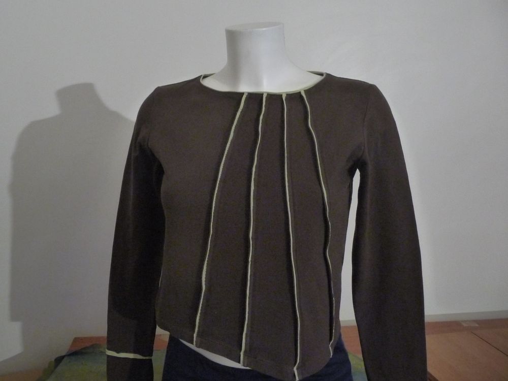 Top/ Tee Shirt Kaki &agrave; Manches Longues- Taille 36- Solola Vêtements