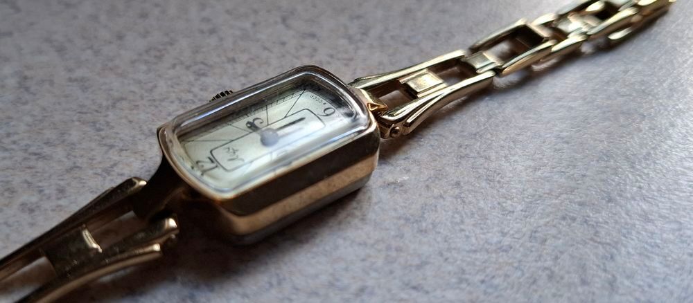 Montres pour femmes Bijoux et montres