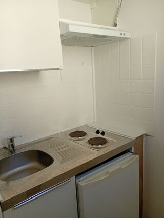  Appartement à louer 1 pièce 20 m²
