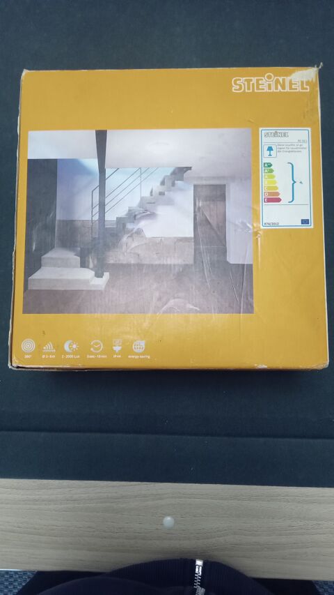 Hublot blanc d�tection 20 Marseille 5 (13)