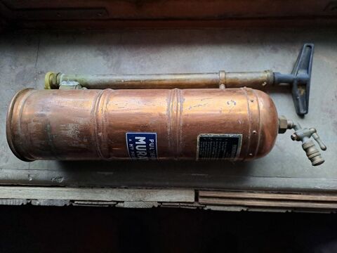 pulv�risateur 70 Montceaux-l�s-Provins (77)