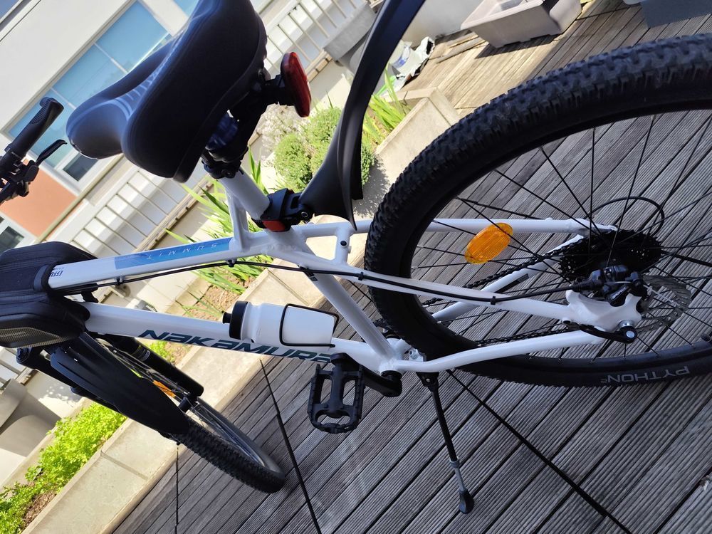 VTT Nakamura SUMMIT 700 XL €" Comme neuf €" Tr&egrave;s bien &eacute;quip&eacute; Vélos