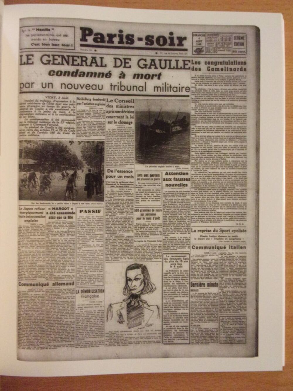 Livre "Voir De Gaulle" avec Jean Lacouture Livres et BD