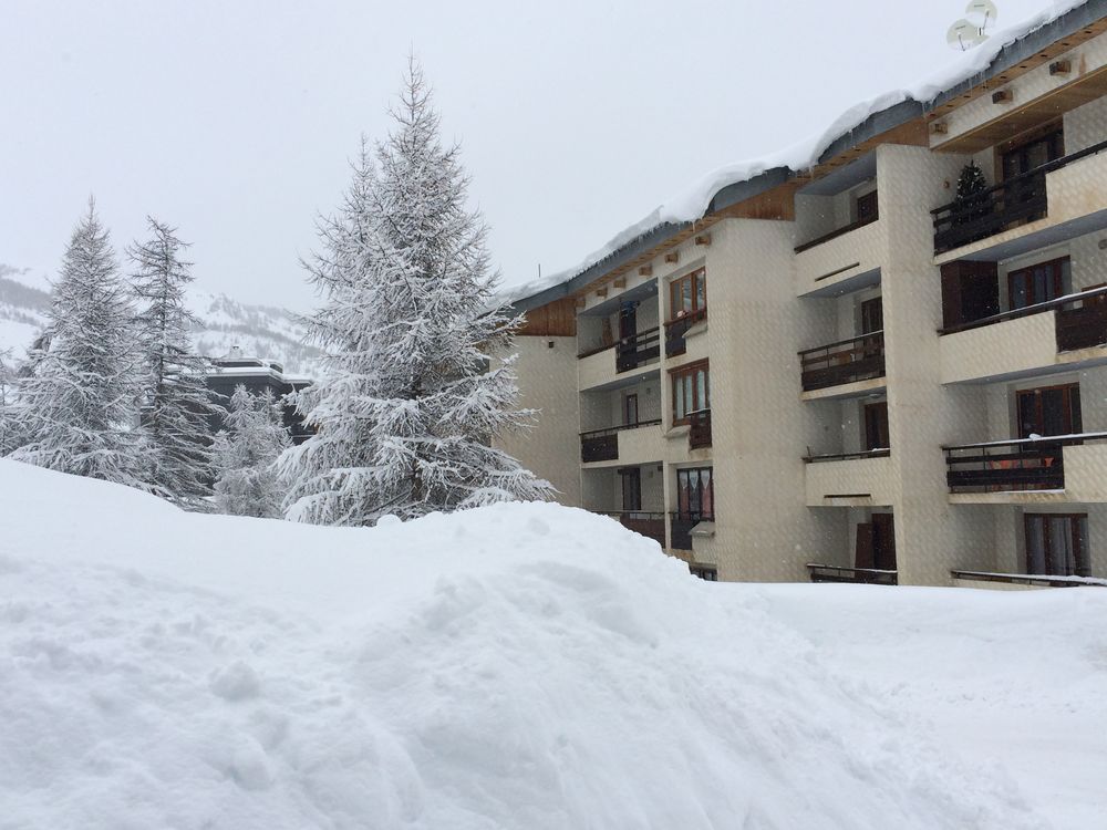   Appt T2 Vars les claux 1850m 42 m2 avec balcon Vacances  / Offres de location 