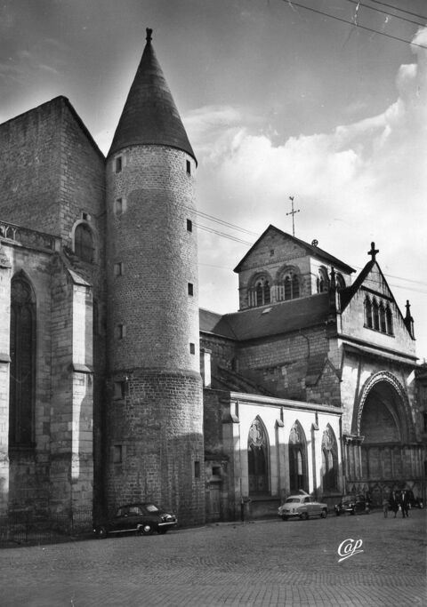 CPA - Carte postale -France - 
VOSGES
- EPINAL. 1 Caumont (09)