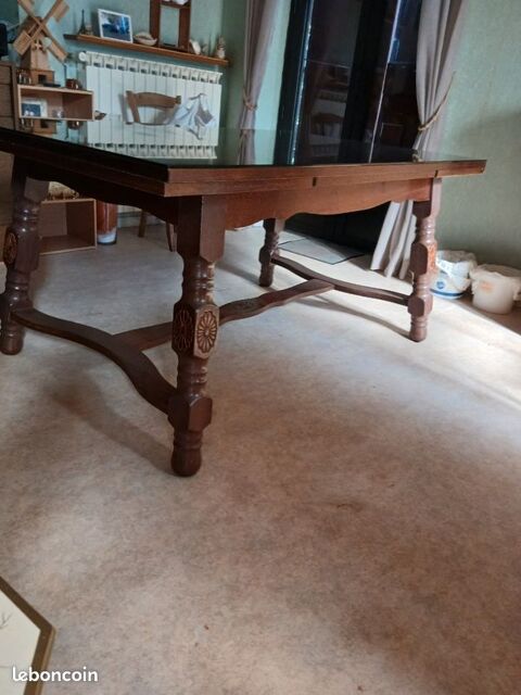 Table rectangulaire avec verre. 90 Clairvaux-d'Aveyron (12)