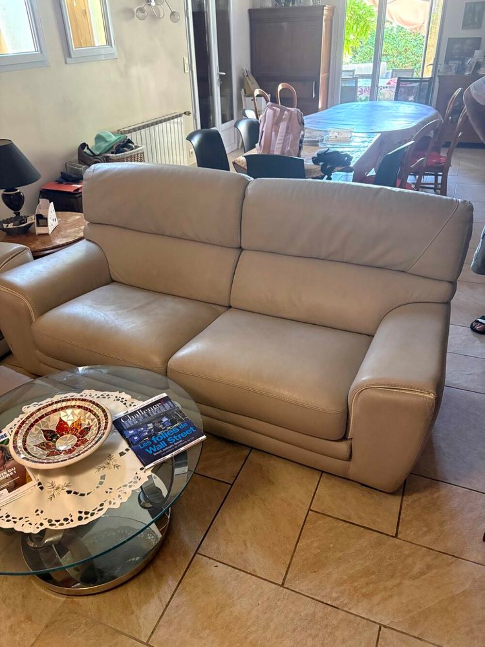 1 banquette 3 places et 2 fauteuils en cuir Meubles