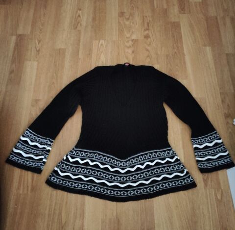 Pull taille 38/40 6 Laval (53)