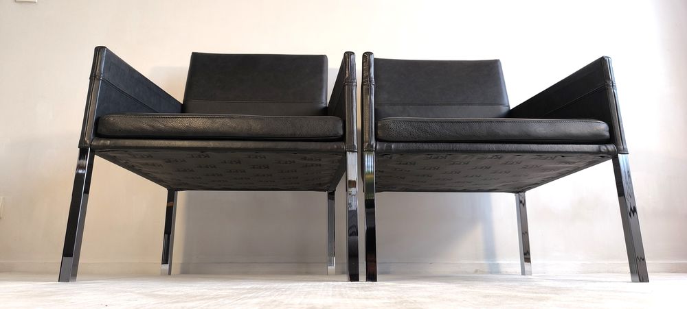 Superbe paire de fauteuils KFF " Texas " en cuir noir Meubles