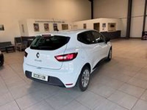 Clio IV Clio 1.2 16V 75 Life 2017 occasion 56400 Brech