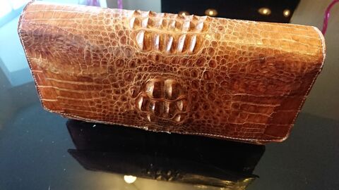 Sac crocodile véritable prix hotsell